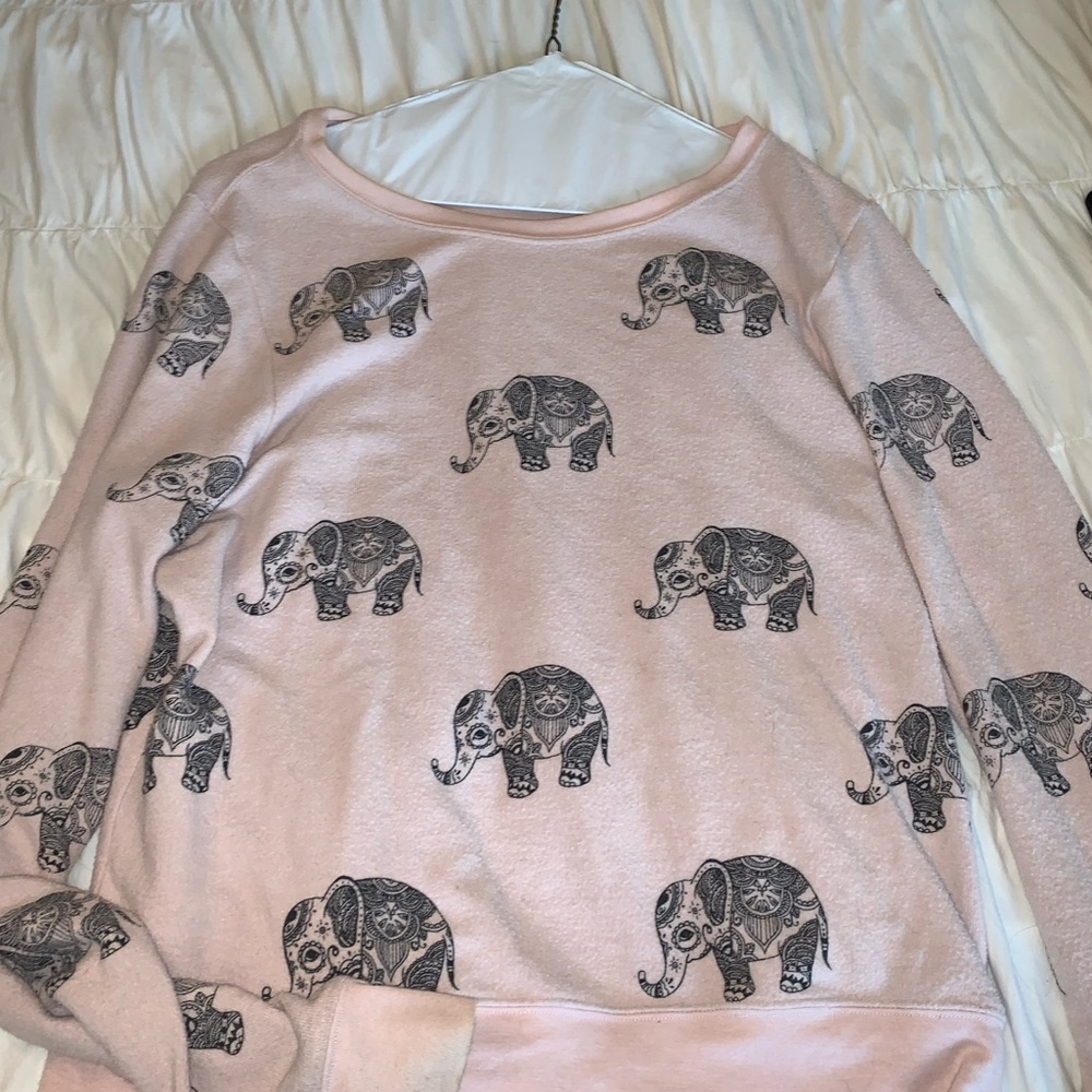 Wildfox Light Pink Roaming Elephants Sweatshirt - Picture 3 of 5